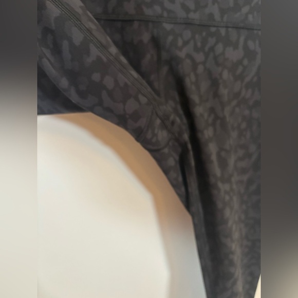 Lululemon Wunder Under Crop Leggings 21β Black Camo High Rise Size 10 - Picture 5 of 11